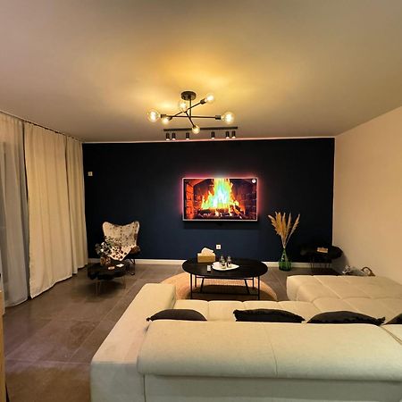 Chill Vibes Apartment บราชอฟ ภายนอก รูปภาพ